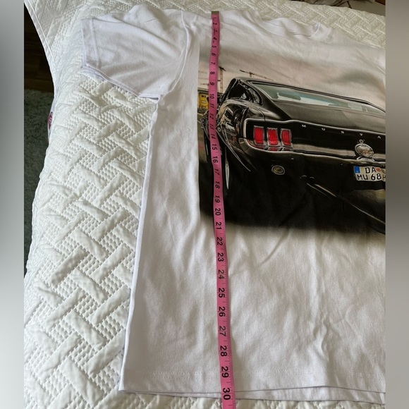 Ford Mustang T-Shirt, NWOT - Picture 5 of 6